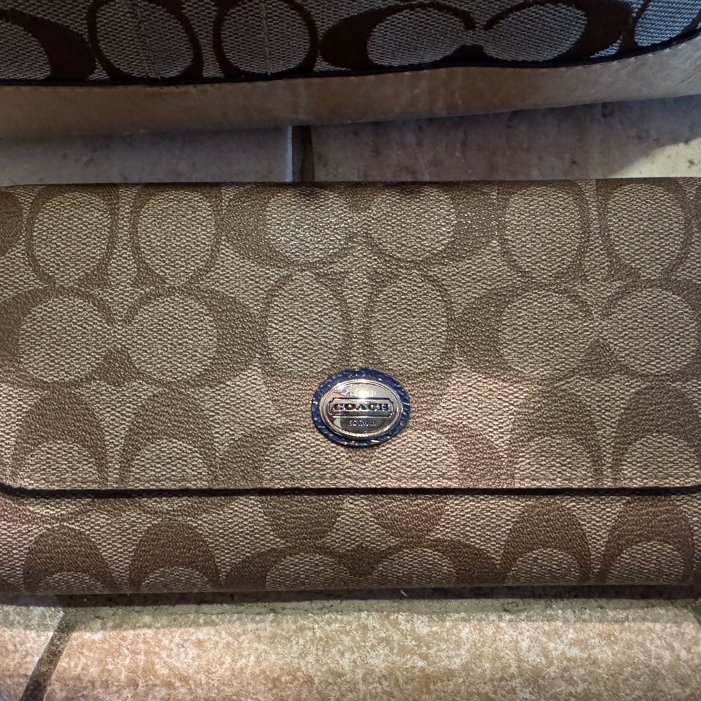 Coach Bundle! Brown and Tan Signature Canvas Tote, Wallet, Apple coin pouch! - Picture 5 of 14